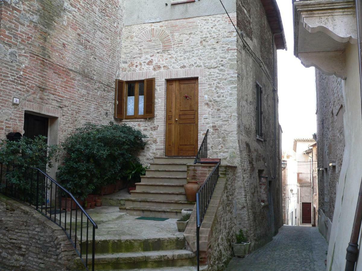Bilocale Verde Umbria Montecastrilli Exterior photo